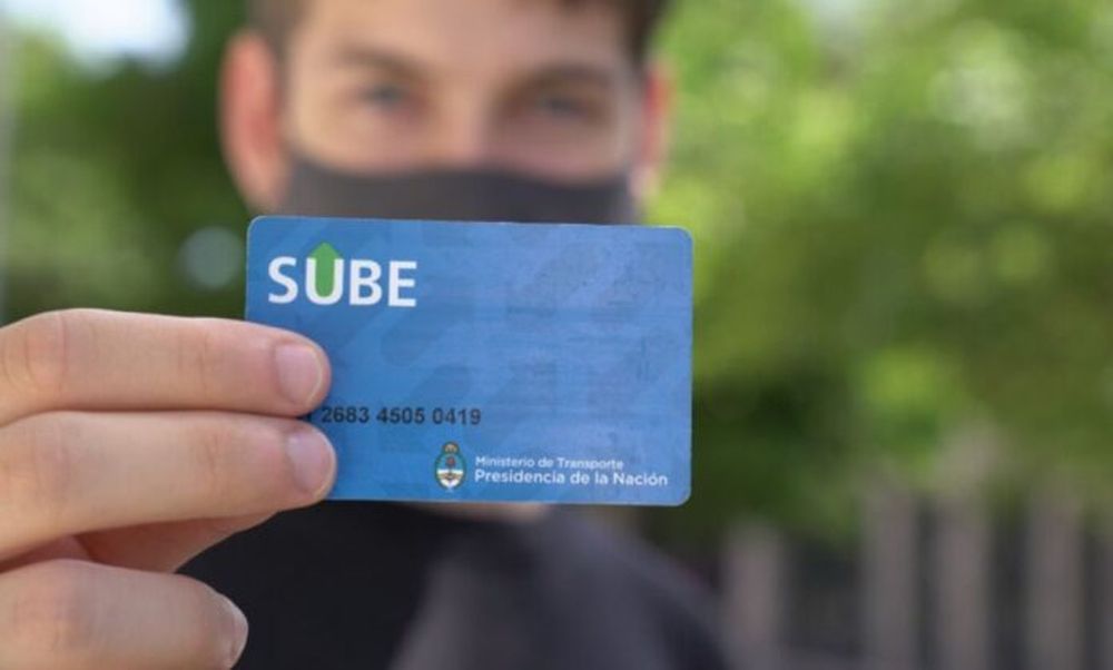 Desde el Gobierno bonaerense afirmaron que la voluntad es seguir garantizando esa política, pero advirtieron que la situación financiera “asfixiante” podría complicar su continuidad.