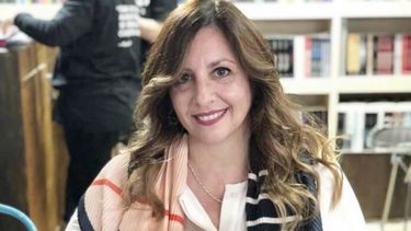 La docente bonaerense Karina Sarro, quedó entre los 10 finalistas del Global Teacher Prize.