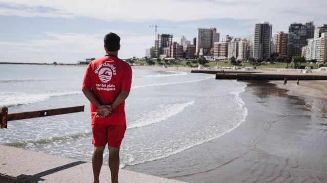 Unos 200 jóvenes de Mar del Plata desean ser guardavidas.