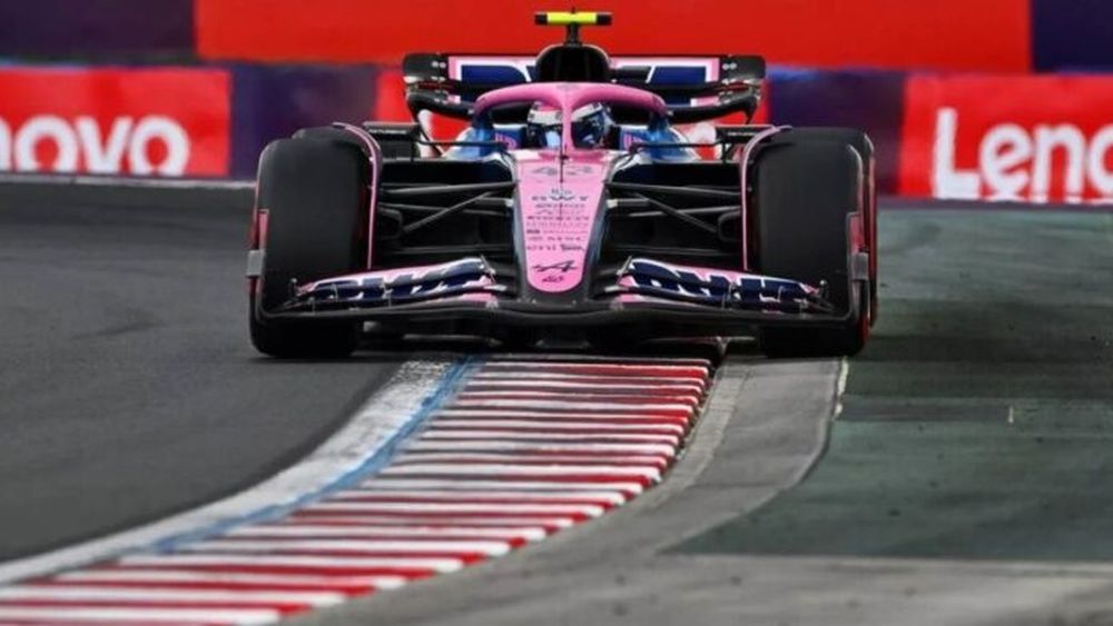 El Alpine número 43 de Franco Colapinto. - Carburando -