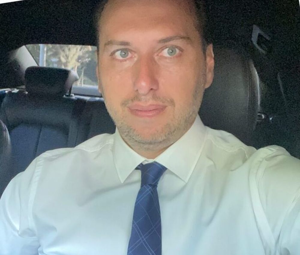 El ingeniero industrial y actual funcionario del Ministerio de Capital Humano, Jorge Maximiliano Keczeli, cuando fue nombrado como “responsable interino” del Instituto Nacional de Cine y Artes Audiovisuales (INCAA).