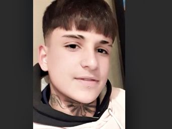Kevin Martínez tenía 15 años y murió tras ser atropellado y golpeado por un vecino, mientras los médicos le realizaban las primeras curaciones. (Facebook) Kevin Martínez tenía 15 años y murió tras ser atropellado y golpeado por un vecino, mientras los médicos le realizaban las primeras curaciones. (Facebook)