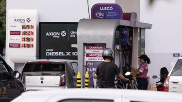 El precio de las naftas en la mira. (Xinhua)