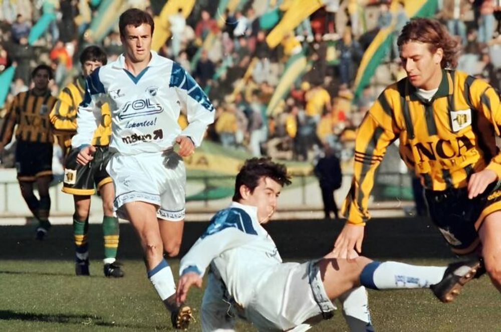 El último derbi entre los dos equipos marplatenses tuvo lugar el 10 de agosto de 1997. (Olé)