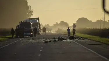 El choque ocurrió en el acceso a una planta de Loma Negra. (En Línea Noticias de Olavarría)