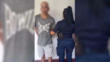 Apareció durmiendo en la casa de una mujer de 94 años. - La Opinión de Pergamino -