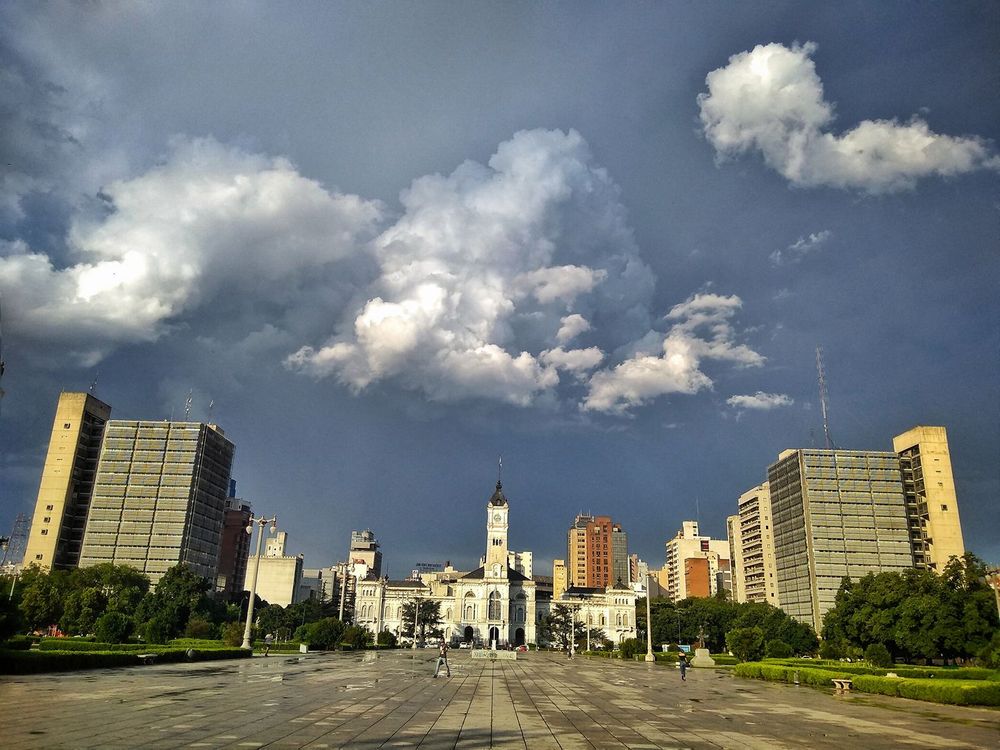 Vuelven las tormentas a la provincia de Buenos Aires. El fin de semana llega el frente frío definitivo.