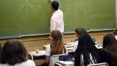 Los cambios en el régimen de cursada y aprobación de la escuela secundaria se implementarán en 2025.