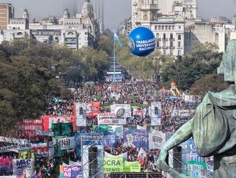 Los gremios convocaron a movilizarse mañana contra la reforma laboral del Gobierno.