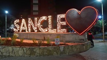 San Clemente del Tuyú recuperó Mágico diciembre, una fiesta que no se realizaba desde hace tres décadas.&nbsp;