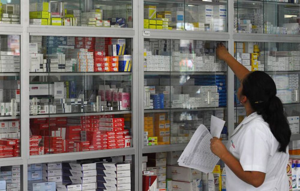 El Sindicato de Farmacéuticos y Bioquímicos (SAFYB) alertó sobre las consecuencias de los cambios establecidos por el Gobierno en la política de medicamentos.
