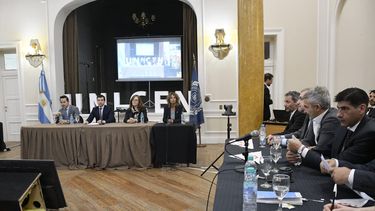 La lectura del fallo, en el aula magna de la UNICEN.&nbsp;