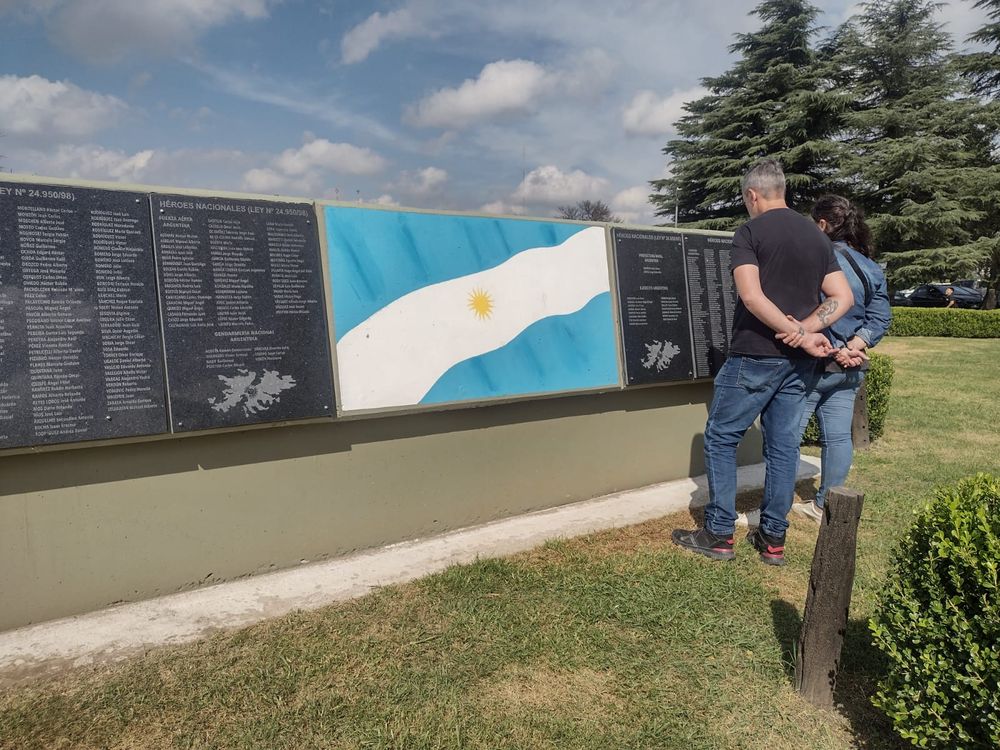 Monumento a los Caídos en la Guerra de Malvinas, en la ciudad de Luján.