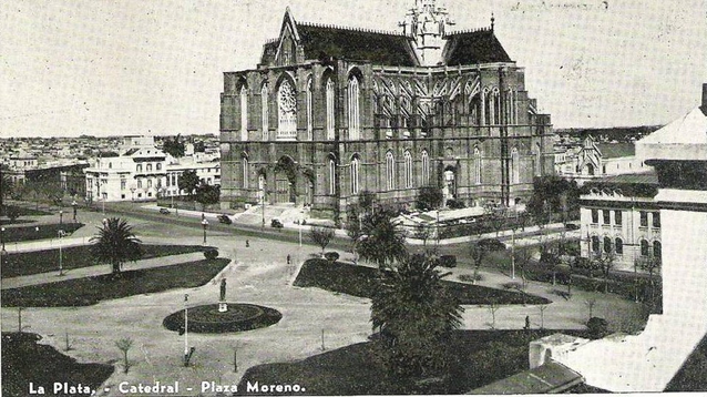 La Plata fue fundada el 19 de noviembre de 1882 La Plata fue fundada el 19 de noviembre de 1882