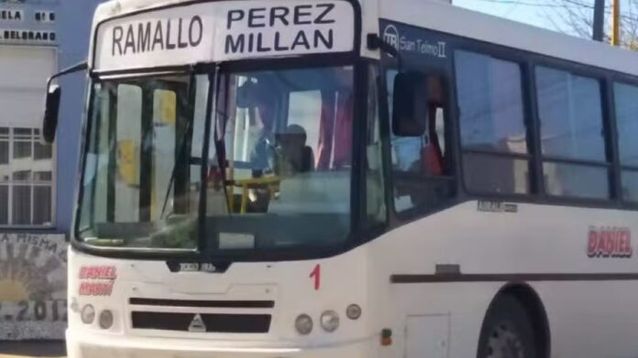 El colectivo que unía Ramallo con Pérez Millán. - El Norte -