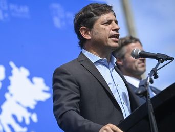 Kicillof en un acto por Malvinas. Kicillof en un acto por Malvinas.