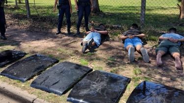 Robo de techos de autos en La Plata. - 0221 -