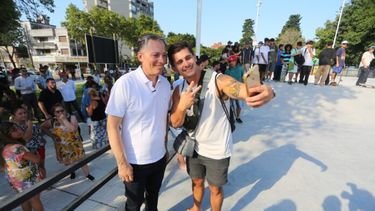 Fernando Gray, de Esteban Echeverría, tiene 69.2% de imagen positiva. (Facebook)