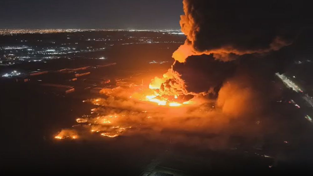 Toma aérea de la explosión en el Polo Industrial de Ezeiza.