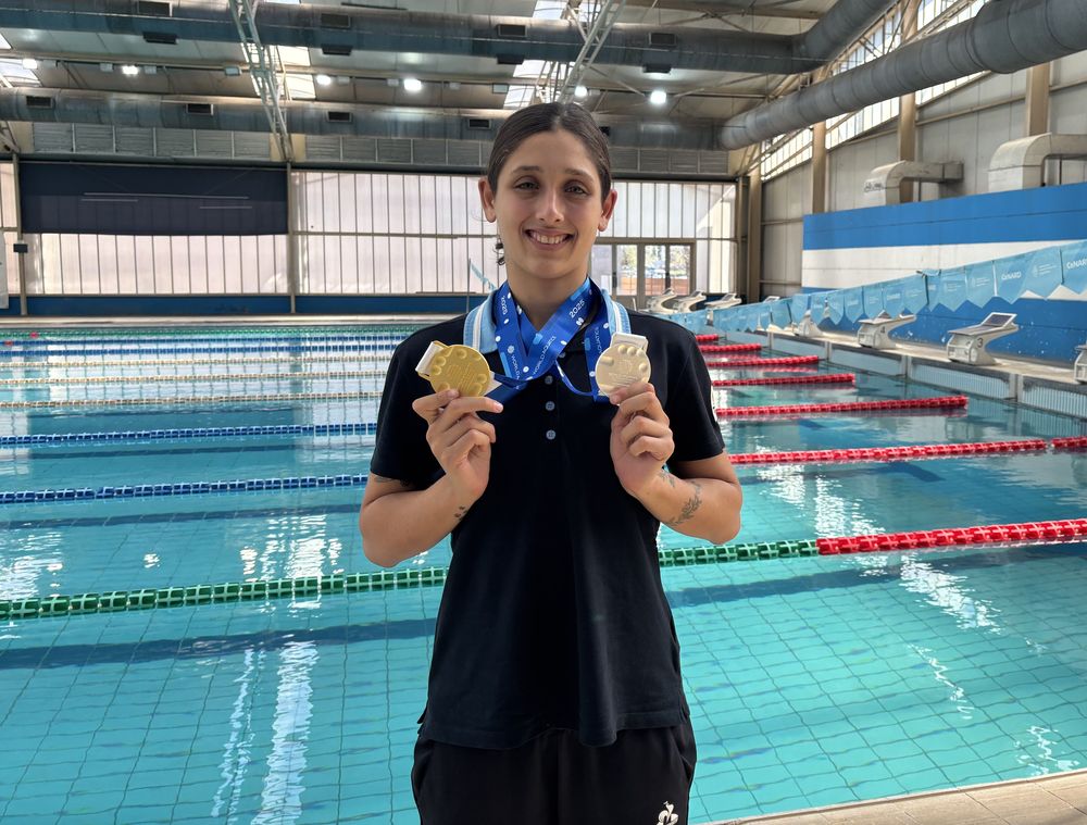 Agostina con medallas