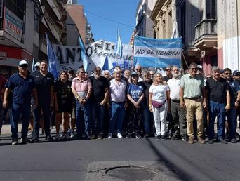 El frente de la marcha, en Rosario. El frente de la marcha, en Rosario.