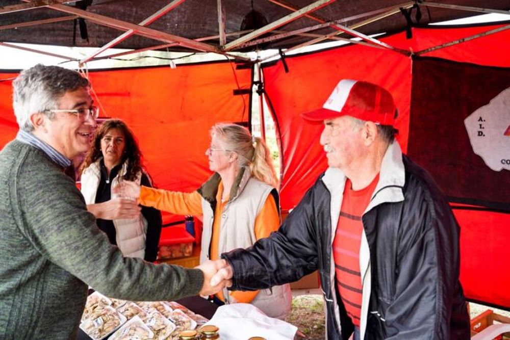 El ministro Javier Rodríguez en la Fiesta Provincial del Olivo en Coronel Dorrego. (Prensa MDA)