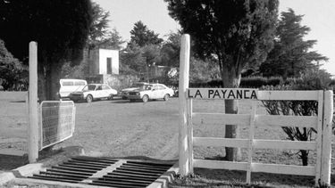 La tranquera de La Payanca es la entrada a un gran misterio. (Gentileza Biblioteca Municipal de General Villegas)