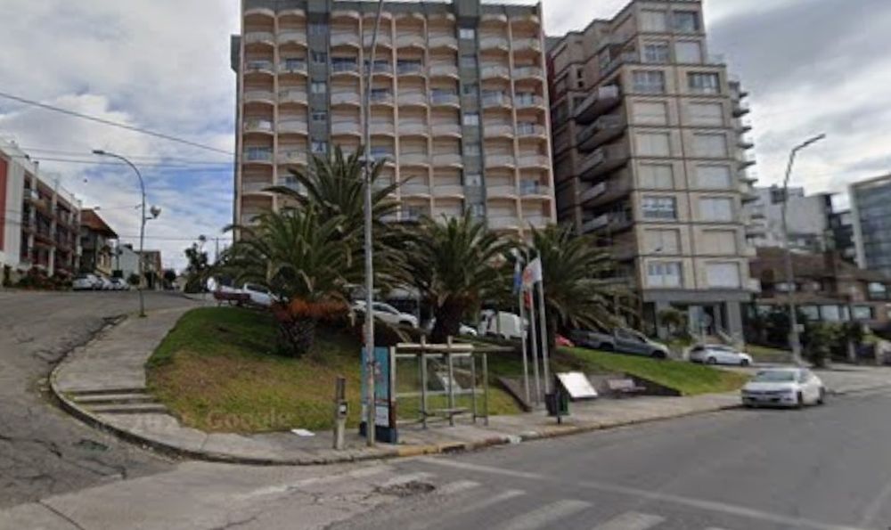 La plazoleta reclamada en Mar del Plata.