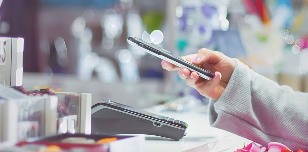 No es correcto que los comerciantes trasladen de manera directa un recargo fijo del 3% a sus ventas