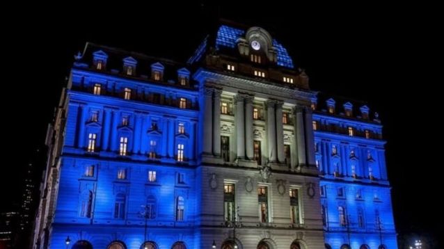 El Centro Cultural del Bicentenario Néstor Kirchner, más conocido como CCK, pasará a llamarse oficialmente desde el sábado Palacio Libertad Centro Cultural Domingo Faustino Sarmiento.