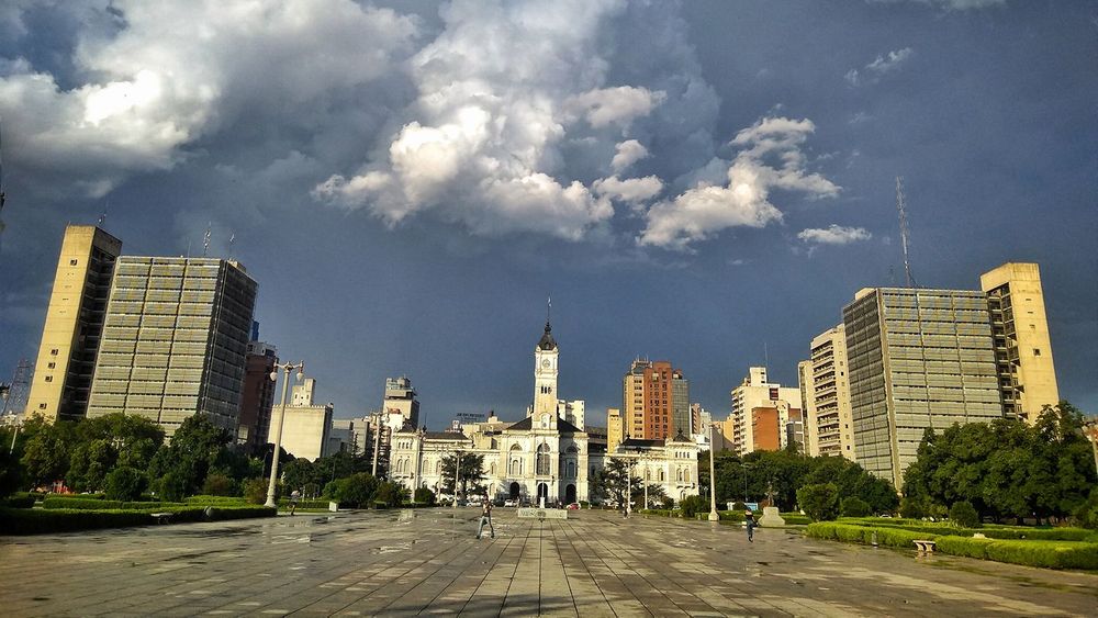 Vuelven las tormentas a la provincia de Buenos Aires. El fin de semana llega el frente frío definitivo.