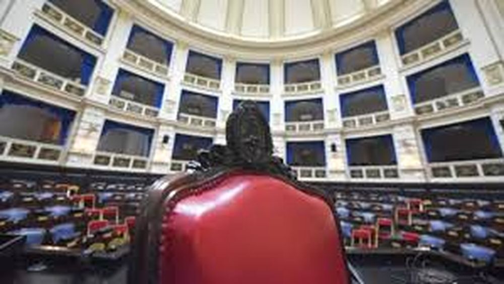 Kicillofistas y kirchneristas tensan la disputa por el poder en el Senado