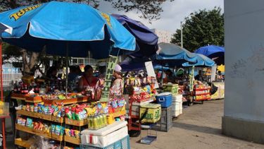 Buscan regularizar el trabajo en las calles de la ciudad.
