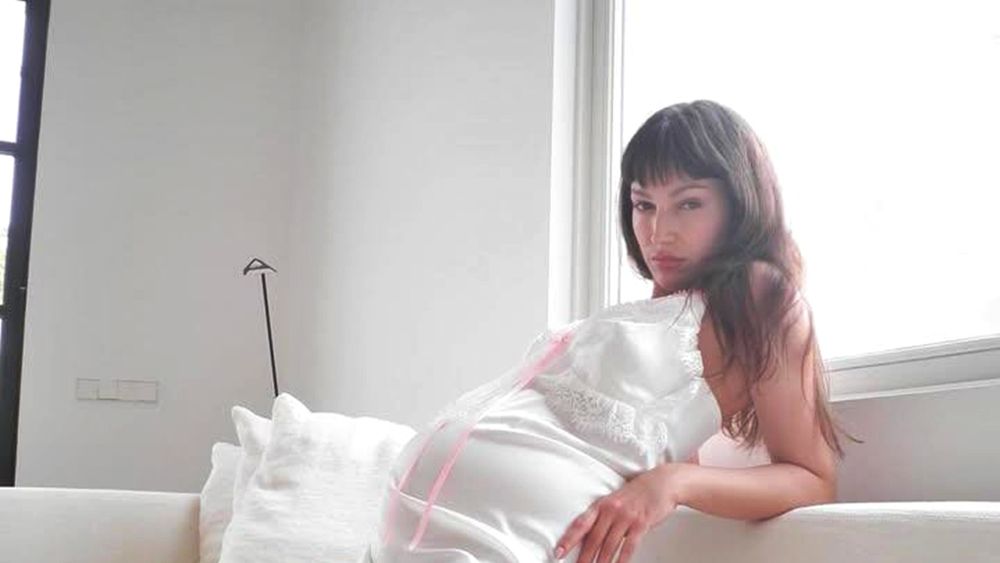 Úrsula Corberó anunció que espera su primer hijo junto a Chino Darín. (Instagram)&nbsp;