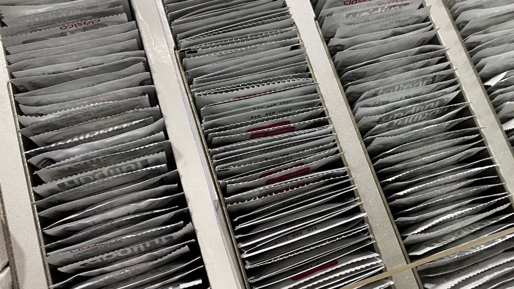 Una caja de preservativos. Una caja de preservativos.