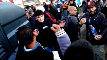 El ingreso al acto de Milei, ayer en Moreno. 