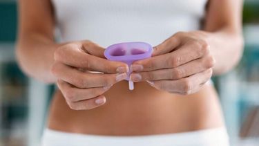 Los productos de higiene menstrual pueden ser hasta un 50% más costosos que el promedio de productos de la canasta básica.
