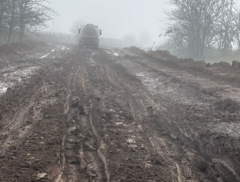 Un camino rural en mal estado.&nbsp;