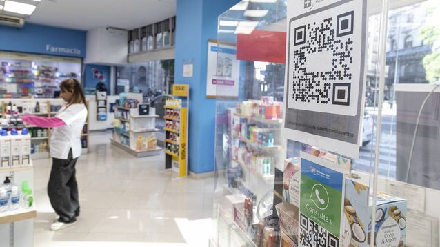 Una persona en una farmacia del país.&nbsp;