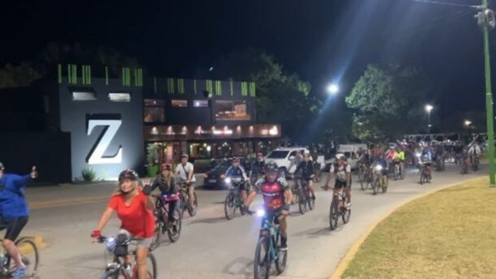 El grupo La Plata pedalea.