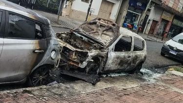 San Andrés, en el partido de San Martín, amaneció con dos nuevos incendios de autos.