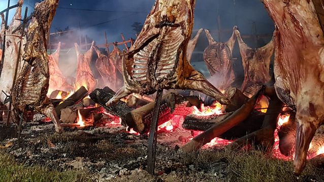 Festival del Cordero Costero en Mar de Cobo. (@turismopba) Festival del Cordero Costero en Mar de Cobo. (@turismopba)