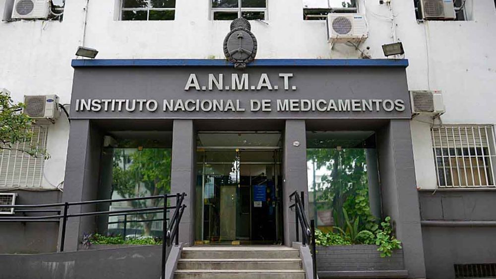 El edificio de la Anmat.