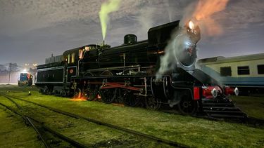 La locomotora 3925 del año 1927 restaurada en los talleres del Ferroclub de Remedios de Escalada. (El Diario Sur) 