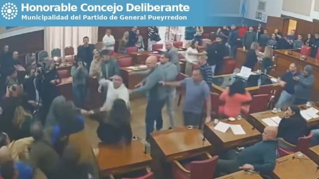 El Concejo Deliberante marplatense descontrolado. (Imagen TV)