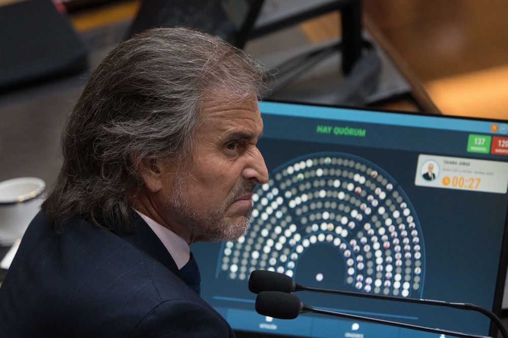 El Gobierno se llevó una victoria pírrica de Diputados y advierte que no le sirve el Presupuesto 2026 aprobado.