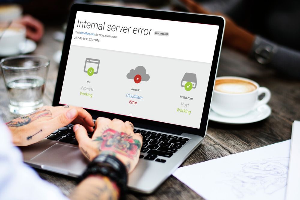 Otra vez se cayó Cloudflare.
