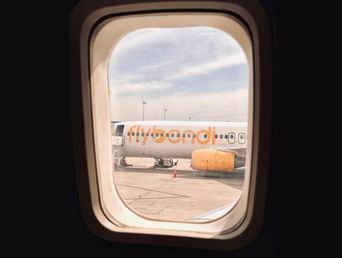 Un avión de la empresa Flybondi.
