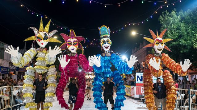Cada año el festejo de Carnaval toma más fuerzas en la provincia de Buenos Aires. Cada año el festejo de Carnaval toma más fuerzas en la provincia de Buenos Aires.