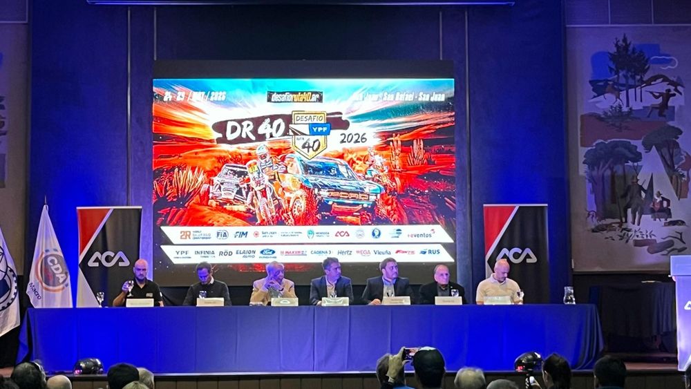 El lanzamiento del Desafío Ruta 40 YPF 2026 en el salón de actos de la sede central del Automóvil Club Argentino.